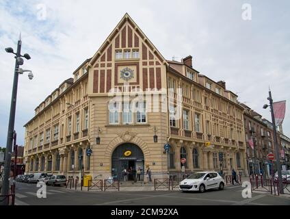 Beauvais France - 10 août 2020 - Bureau de poste de Beauvais En France Banque D'Images