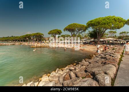 Détail de la plage à Lazise sur le lac de Garde 3 Banque D'Images