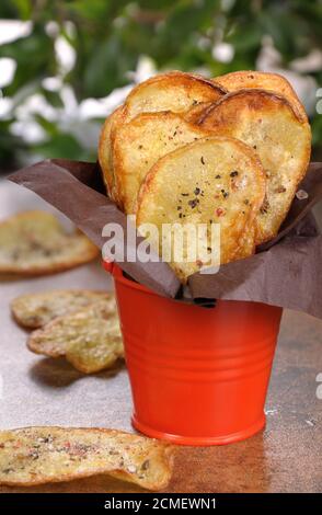 Chips de pomme de terre maison Banque D'Images