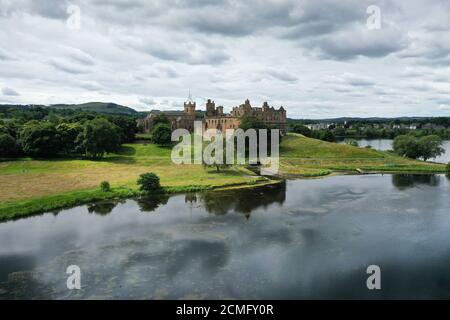 Vue aérienne sur le palais de Linlithgow West Lothian Banque D'Images