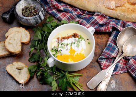 Soupe de crème de pommes de terre Banque D'Images