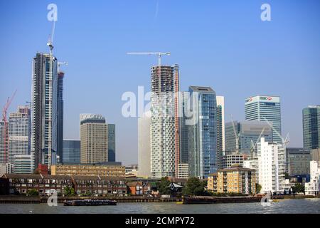 Canary Wharf, Londres 2019. Canary Wharf est le quartier financier de Londres et est plein de hauts bâtiments. La région est encore en expansion et plus Banque D'Images