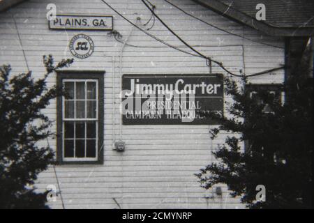 Belle photographie en noir et blanc vintage des années 1970 du quartier général de la campagne présidentielle de Jimmy carter à Plains, en Géorgie. Banque D'Images