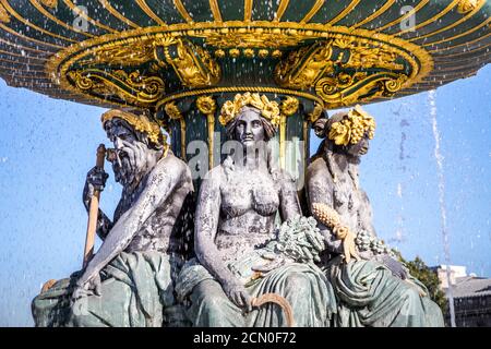 Détail de la fontaine des mers, place de la Concorde, Paris Banque D'Images