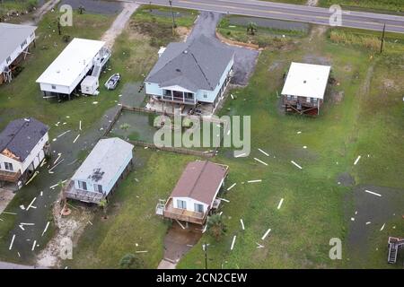 Mobile, États-Unis. 17 septembre 2020. Douanes et protection des frontières le 16 septembre 2020, des agents aériens et maritimes ont relevé les dommages causés par l'ouragan Sally près de Mobile, Alabama. L'ouragan Sally a frappé la région et est le quatrième ouragan à avoir frappé les États-Unis cette année. Photo de Jerry Glaser/États-Unis Douanes et protection des frontières/crédit UPI: UPI/Alay Live News Banque D'Images