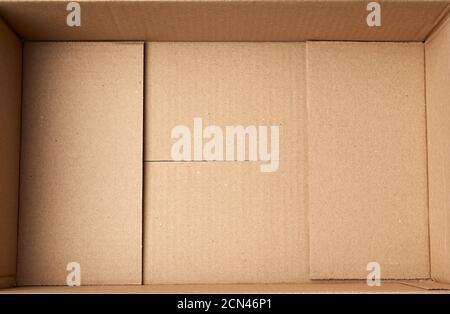 Fond de boîte en carton brun vide ouvert, vue du dessus Banque D'Images