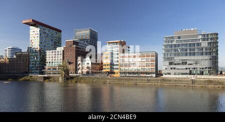 Immeuble de bureaux à Media Harbour Düsseldorf Banque D'Images