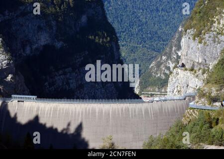 Le barrage vajont, infâme pour la catastrophe et plus de 2000 victimes d'octobre 1963 Banque D'Images