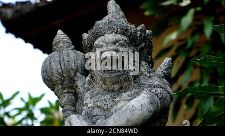 Gros plan d'une statue d'un dieu hindou dans Bali Banque D'Images