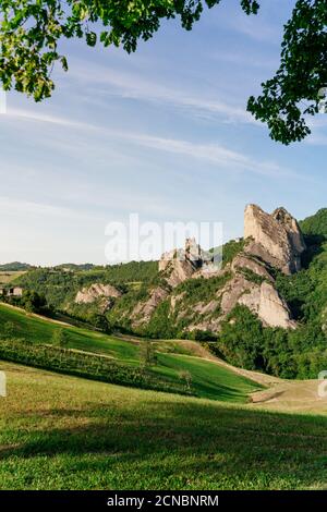 Formations rocheuses de Roccamalatina près de Modène, Italie Banque D'Images