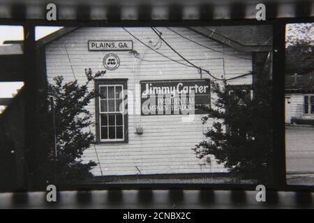 Belle photographie en noir et blanc vintage des années 1970 du quartier général de la campagne présidentielle de Jimmy carter à Plains, en Géorgie. Banque D'Images