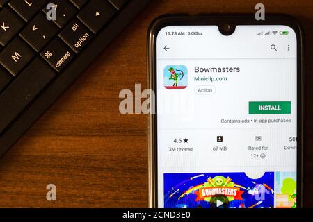 Ivanovsk, Russie - 26 juin 2019 : application Bowmasters sur l'écran d'un smartphone ou d'une tablette. Banque D'Images