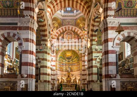 Intérieur de l'église notre Dame de la Garde, Marseille, Bouches du Rhône, Provence, France, Europe Banque D'Images