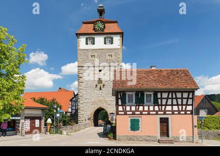 Tour de Torturm au mur de la ville, Vellberg, Hohenlohe, Bade-Wurtemberg, Allemagne, Europe Banque D'Images