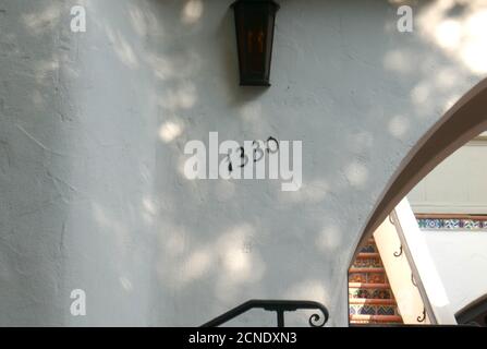 West Hollywood, Californie, États-Unis 17 septembre 2020 UNE vue générale de l'atmosphère de l'ancienne résidence de Montgomery Clift, Elizabeth Taylor, Marilyn Monroe et James Dean à El Pasadero au 1330 N. Harper Avenue le 17 septembre 2020 à West Hollywood, Californie, États-Unis. Photo par Barry King/Alay stock photo Banque D'Images