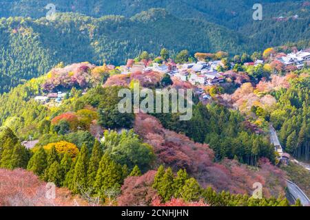 Mont Yoshino, une montagne spirituelle située dans la ville de Yoshino dans le district de Yoshino, préfecture de Nara, Japon Banque D'Images