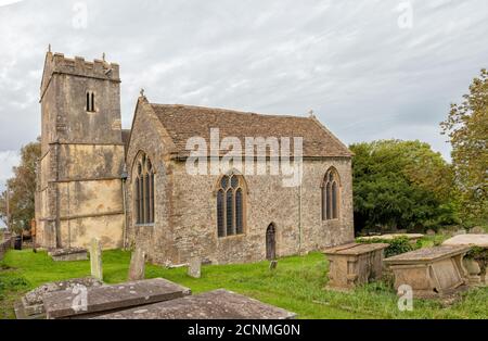 L'église St James' Church est une église anglicane historique à Churchend, dans le village de Charfield, Gloucestershire, Angleterre, Royaume-Uni. Je viens de t Banque D'Images