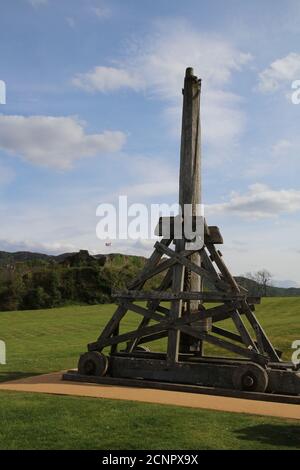 Catapulte de Warwolf du château d'Urquhart en Écosse, Grande-Bretagne Banque D'Images