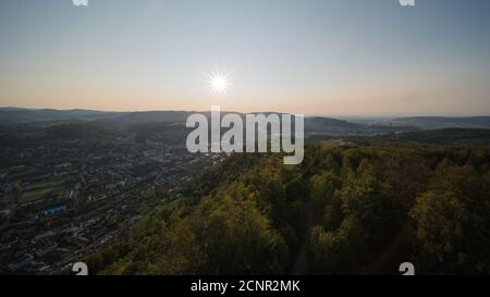 vue depuis la tour d'observation liestal, en suisse le soir, liestal se trouve dans le canton de bâle-landschaft. Banque D'Images