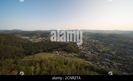 vue depuis la tour d'observation liestal, en suisse le soir, liestal se trouve dans le canton de bâle-landschaft. Banque D'Images