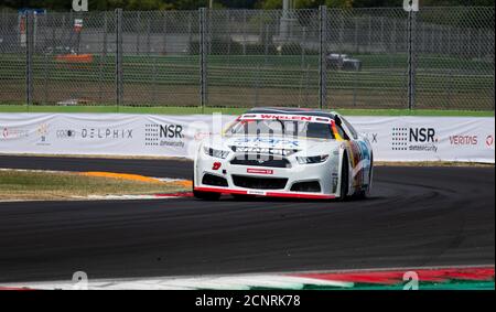 Vallelunga, Rome, Italie, 11 septembre 2020. Festival américain de Rome. Voiture de course de championnat NASCAR Euro en action Banque D'Images