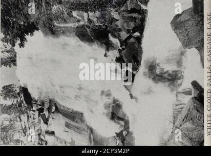 . Le lac du ciel, le lac Tahoe, dans les hauts Sierras de Californie et du Nevada; son histoire, les Indiens, découverte par Fremont, la tradition légendaire, divers noms, caractéristiques physiques, phénomènes glaciaires, géologie, point de vente unique, routes automobiles, villes historiques, excitations minières précoces, promenade à vapeur, sources minérales, stations de montagne et de lac, Randonnée et camping, résidences d'été, pêche, chasse, fleurs, oiseaux, animaux, arbres et chapparal [l] avec un compte rendu complet de la forêt nationale Tahoe, l'utilisation publique de l'eau du lac Tahoe et beaucoup d'autres choses intéressantes . RUBICON SPR Banque D'Images