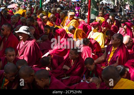 La vallée de Nubra avec le village de Sumur, le Dalaï Lama visitant le monastère de Samtanling Gompa Banque D'Images