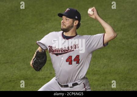 Chicago, États-Unis. 18 septembre 2020. Minnesota Twins Starting Pitcher Rich Hill (44) livre contre les Chicago Cubs dans le deuxième repas à Wrigley Field le vendredi 18 septembre 2020 à Chicago. Photo par Kamil Krzaczynski/UPI crédit: UPI/Alay Live News Banque D'Images