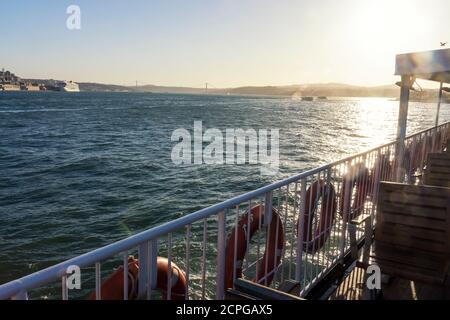 Turquie, Istanbul, Bosphore, ferry d'Eminönü à Kädikoy Banque D'Images