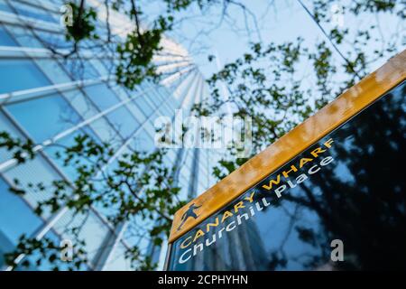 Churchill place et Barclays Tower, Canary Wharf, Londres, Royaume-Uni, 19 septembre 2020 Banque D'Images
