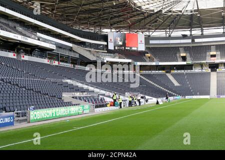 MILTON KEYNES, ANGLETERRE. 19 SEPTEMBRE 2020. Le nouveau regard de la foule au match Sky Bet League 1 entre MK Dons et Lincoln City au stade MK, Milton Keynes. (Credit: John Cripps | MI News ) Credit: MI News & Sport /Alay Live News Banque D'Images