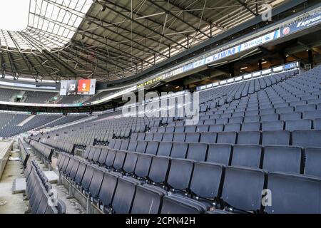 MILTON KEYNES, ANGLETERRE. 19 SEPTEMBRE 2020. Le nouveau regard de la foule au match Sky Bet League 1 entre MK Dons et Lincoln City au stade MK, Milton Keynes. (Credit: John Cripps | MI News ) Credit: MI News & Sport /Alay Live News Banque D'Images