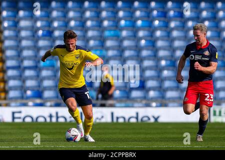 Oxford, Royaume-Uni. 19 septembre 2020. James Henry, d'Oxford United, met le ballon hors de la défense lors du match à huis clos de Sky Bet League 1 entre Oxford United et Sunderland au Kassam Stadium, à Oxford, en Angleterre, le 19 septembre 2020. Photo de Nick Browning/Prime Media Images. Crédit : Prime Media Images/Alamy Live News Banque D'Images