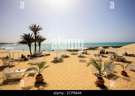 SAL Rei, Boa Vista, Cap-Vert - bar de plage, bar-restaurant Perola de Chaves sur Praia de Chaves. Banque D'Images