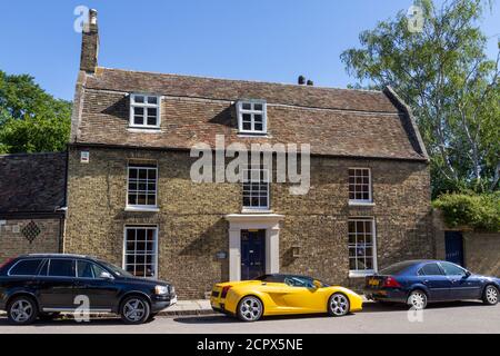 Le Old Fire Engine House est un restaurant familial et une galerie d'art près de la cathédrale d'Ely, Ely, Cambridgeshire, Royaume-Uni. Banque D'Images