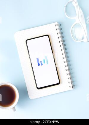 Assam, inde - 12 septembre 2020 : logo Byte dance sur l'écran du téléphone. Banque D'Images