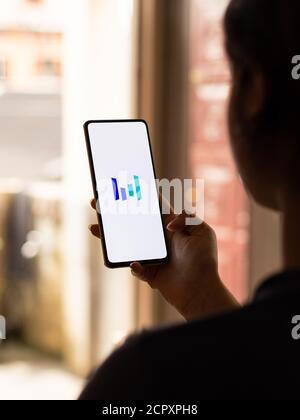 Assam, inde - 12 septembre 2020 : logo Byte dance sur l'écran du téléphone. Banque D'Images