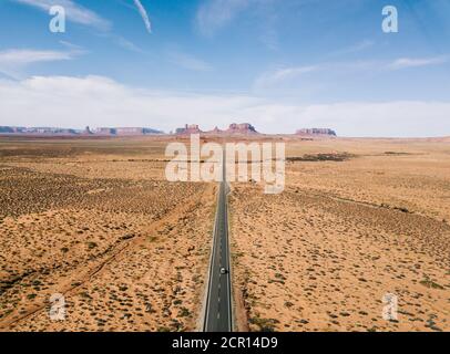 Vue aérienne de l'autoroute dans le désert Banque D'Images