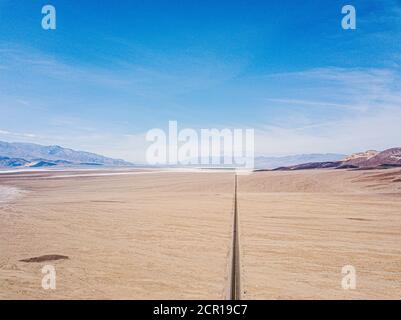 Vue aérienne de l'autoroute dans le désert Banque D'Images