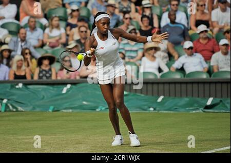 Cari Gauff (É.-U.) lors de son match de Wimbledon contre Polona Hercog (POL) qu'elle a remporté 3/6 7/6 (9/7) 7/5 au troisième tour du 5 juillet 2019 Banque D'Images