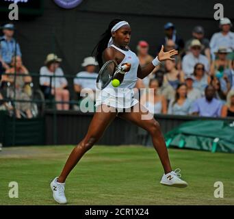 Cari Gauff (É.-U.) lors de son match de Wimbledon contre Polona Hercog (POL) qu'elle a remporté 3/6 7/6 (9/7) 7/5 au troisième tour du 5 juillet 2019 Banque D'Images