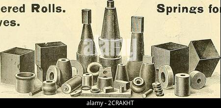 . Electric Railway gazette . s pays comme Type de tambour. Nous construisons ces machines dans des dimensions de I n. r. à 150 h. p. DYNAMOS DE COURANT ALTERNATIF ET MULTIPHASE avec retenue laminée et armature, dans les tailles de 1 h. r. à -l.OCO h. p., pour le couplage avec courroies ou direct. MOTEURS de toutes vitesses pour courant continu, alternatif ou multiphase, dans des tailles de 1-10 h p. à 4,C00H. P. durables et économiques en fonctionnement. LAMPES À BANDE SIEMENS pour courant continu et alternatif, pour machines de la série aud à potentiel constant. LES CARBONES LÉGERS ARC DE SIEMENS avec des noyaux solides ou souples, qui sont les plus économiques Banque D'Images