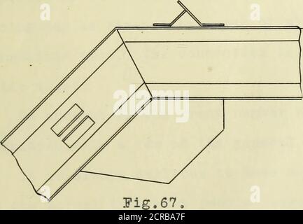 . Détails des ponts de treillis ferroviaire rivetés . comme dans le détail particulier montré qui se compose de deux paires de barres angleset de treillis. Il y a peu de doute mais que ce détail est le meilleur de tout détail montré pour l'intersection de deux diagonalsIt est net et efficace, facile à assembler, et rigide. Cela ne pose aucun problème pour obtenir suffisamment d'espace pour les rivets car la longueur de la plaque peut varier en fonction de l'application. -39- Art,8. Portal et Swing Bracinc la plupart des détails présentés dans les pages précédentes sont plus ou moins uniformes, mais les détails du portail et du swaybraing sont loin d'être uniformes. En fait, dupliquée Banque D'Images