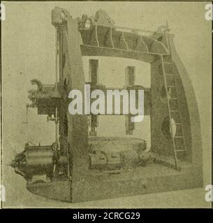 . American ENGINEER and Railroad journal . ts et taseprements réalisés dans le développement de méthodes de conduite électrique des moulins à aléser au cours de l'année passée. L'importance croissante de la fraise à aléser comme machine-outil pour les travaux d'atelier a provoqué autant de pensée d'être consacré tométhods de la conduite comme cela a été le cas avec le tour. En fait, la fraise à aléser rivalise uniquement avec le tour et la millingmachine dans la gamme et la variété des travaux qui peuvent être apportés illustrant certains arrangements approuvés de l'utilisation de l'entraînement par moteur sur les fraises à aléser. Dans cet article, il est destiné à In-dicate le l Banque D'Images