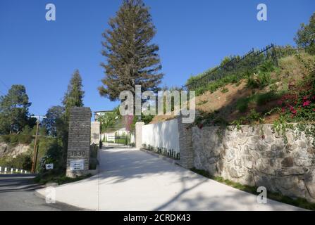 Los Angeles, Californie, États-Unis 19th septembre 2020 Une vue générale de l'ancienne maison de l'actrice Katharine Hepburn, la chanteuse Nelson Eddy et Rupert Murdoch au 1330 Angelo Drive le 19 septembre 2020 à Los Angeles, Californie, États-Unis. Photo par Barry King/Alay stock photo Banque D'Images