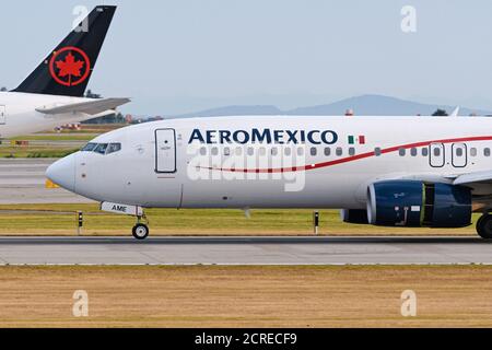 Richmond, Colombie-Britannique, Canada. 31 juillet 2020. Un Boeing 737-800 AeroMexico (XA-AME) atterrit à l'aéroport international de Vancouver. Crédit : Bayne Stanley/ZUMA Wire/Alay Live News Banque D'Images
