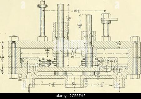 . Ingénieur américain et journal ferroviaire . O o HJ»! &lt;o i?;o m ao a PSQ O a i-1-] •J■&lt;o vol. LXVII, n° 7.] ET CHEMIN DE FER JOURNAL. 333. poutres qui reposent sur les colonnes, tlie ces dernières étant planédées de sorte qu'il y ait une surface de roulement lisse pour les poutres transversales. Le mécanisme qui est utilisé pour déplacer à la fois les capteurs et les poutres en I est une construction très simple. Itconsiste simplement d'un couple de siiools avec arbre à engrenages si ar-plage comme de se détendre sur l'un et de relâcher sur l'autre, avec un câble de fil tournant autour d'une poulie de ralenti à l'extrémité frontale de l'ascenseur. L'arrangement nous Banque D'Images