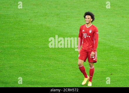 Football Munich - Schalke, Munich 18 septembre 2020. Leroy SANE, FCB 10 FC BAYERN MUENCHEN - FC SCHALKE 04 8-0 - les RÈGLEMENTS DFL INTERDISENT TOUTE UTILISATION DE PHOTOGRAPHIES comme SÉQUENCES D'IMAGES et/ou QUASI-VIDÉO - 1.German Soccer League , Munich, 18 septembre 2020. Saison 2020/2021, match 01, FCB, München, Munich © Peter Schatz / Alay Live News Banque D'Images