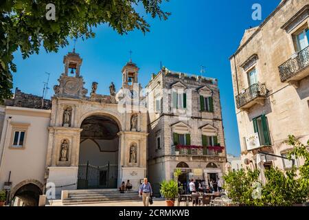 8 août 2020 - Matera, Basilicate, Italie - le Palazzo del Sedile. La façade a deux clochers et est décorée de six statues. Banque D'Images