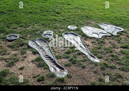 Une œuvre d'art en cuivre hommage à une visite des Beatles à Plymouth Hoe. Le chat Fab four pour un tirage de presse pendant leur tournée filmant le M Banque D'Images